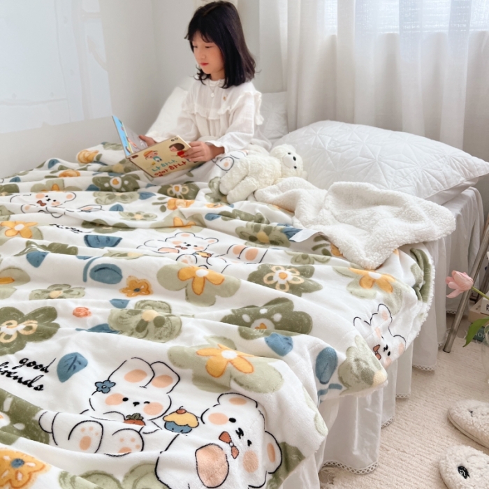 91家纺网 家纺一手货源 找家纺 顾里2022新款ins牛奶羊羔绒毯 花间兔熊