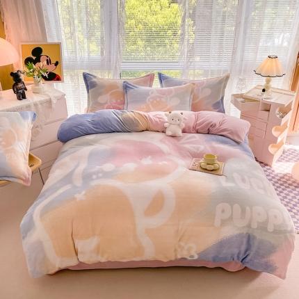 91家纺网 家纺一手货源 找家纺 塔塔 2025新款高克重大版印花牛奶绒四件套 彩虹波比