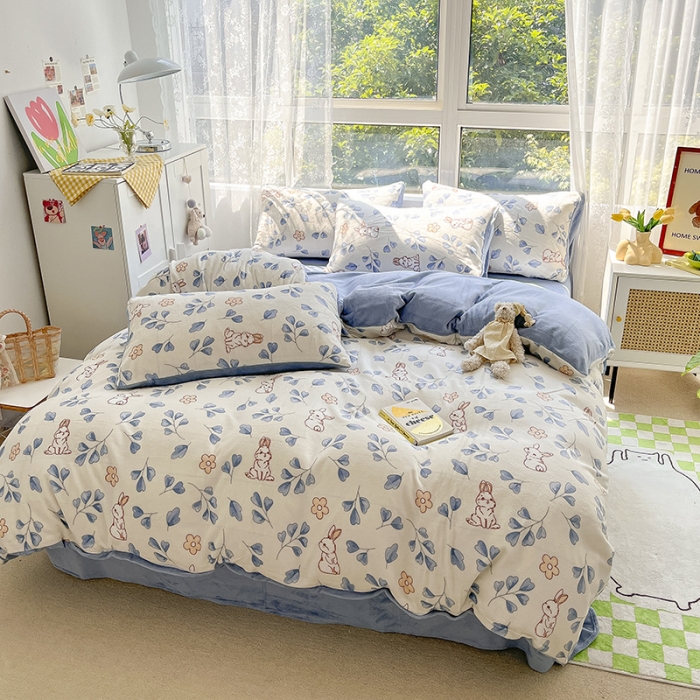 91家纺网 家纺一手货源 找家纺 雅居纺 2022新款牛奶绒印花四件套 乖乖兔