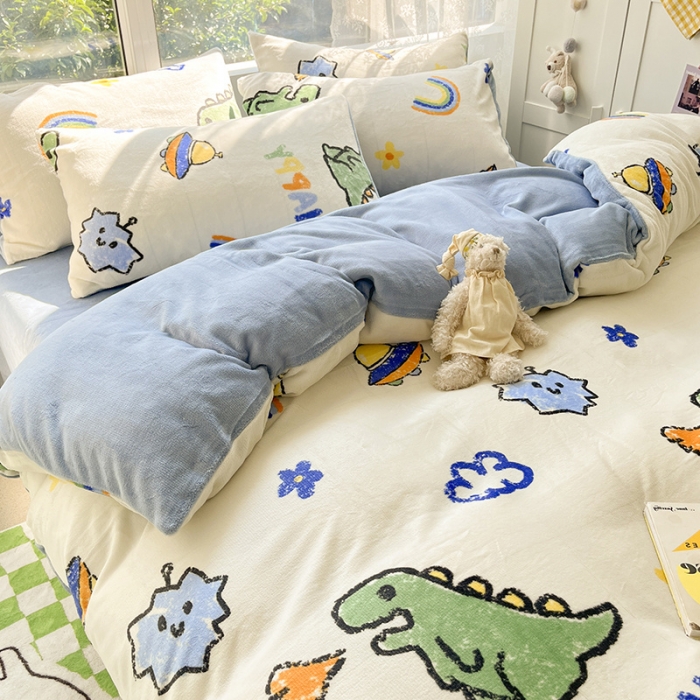 91家纺网 家纺一手货源 找家纺 雅居纺 2022新款牛奶绒印花四件套 开心龙