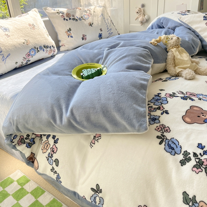 91家纺网 家纺一手货源 找家纺 雅居纺 2022新款牛奶绒印花四件套 甜蜜的爱