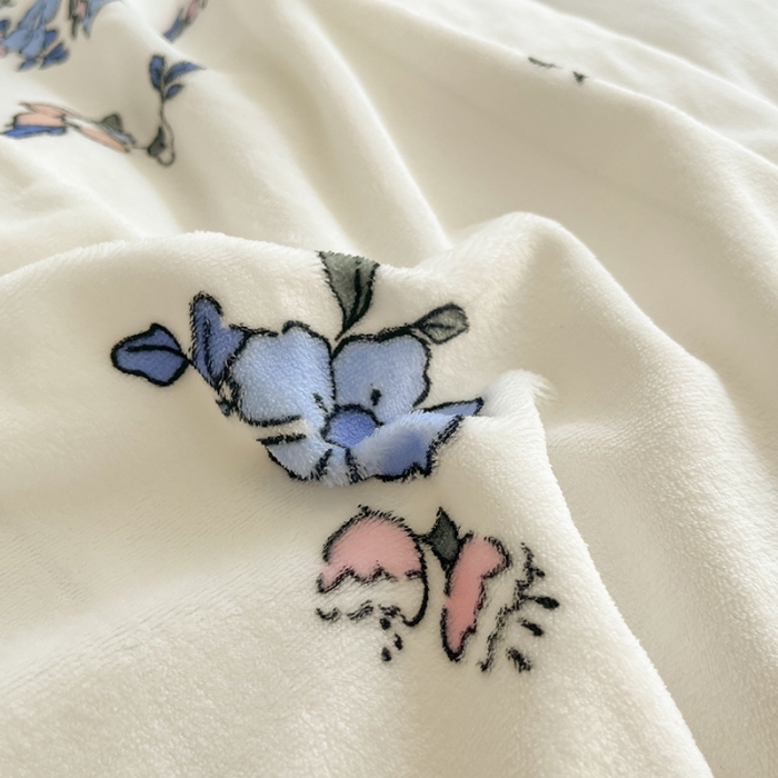 91家纺网 家纺一手货源 找家纺 雅居纺 2022新款牛奶绒印花四件套 甜蜜的爱