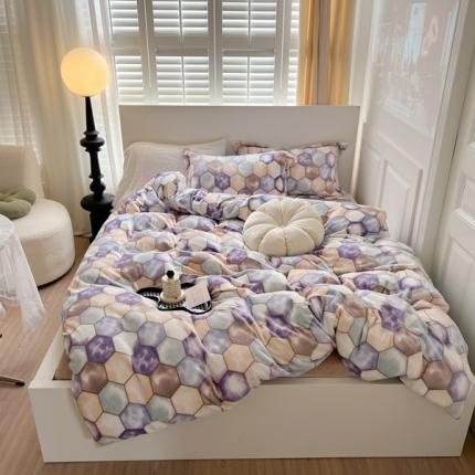 91家纺网 家纺一手货源 找家纺 （总）顾里 2022新款ins少女保暖牛奶绒四件套