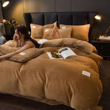 91家纺网 家纺一手货源 找家纺 啊雅家居 2026新款纯色包边双面牛奶绒四件套 包咖色