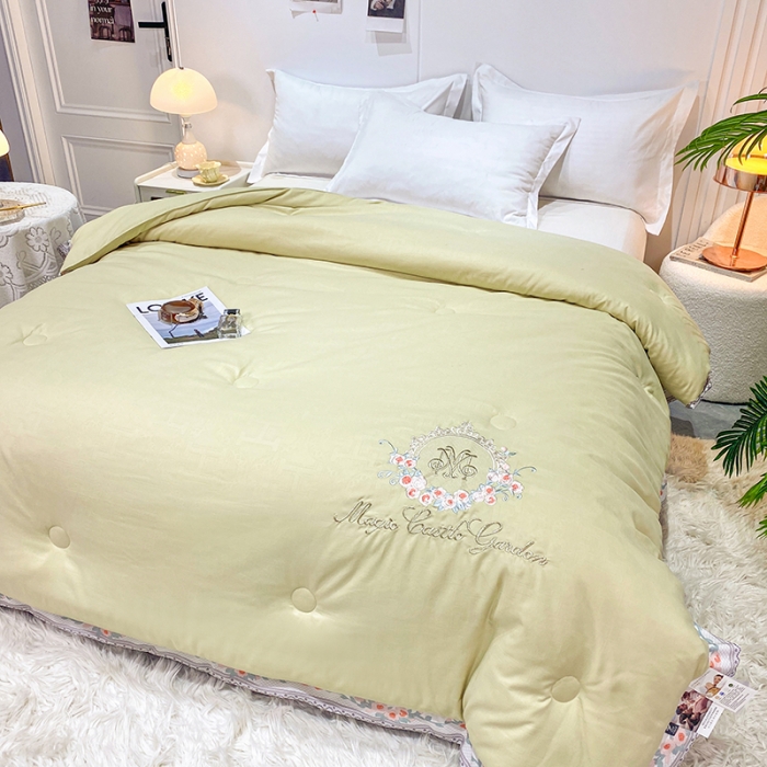 91家纺网 家纺一手货源 找家纺 2023丽卡家纺-梦露刺绣款春秋被子被芯冬被 绿色