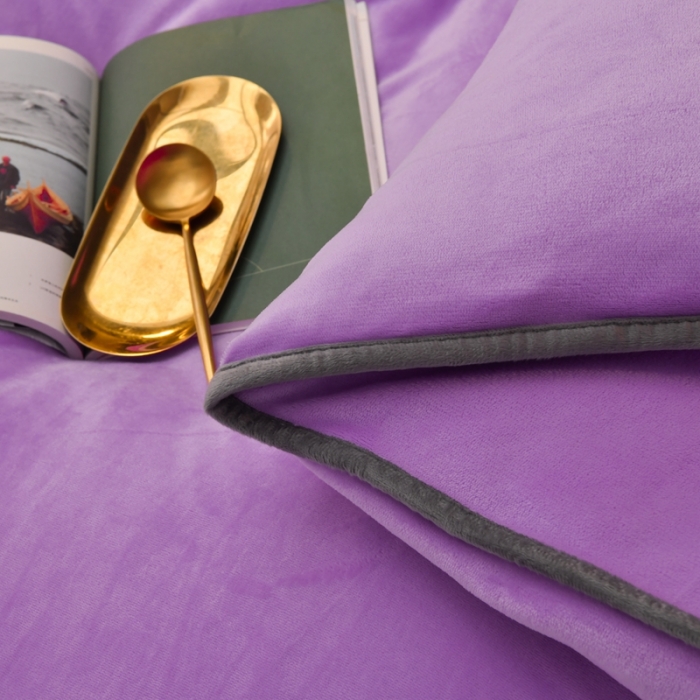 91家纺网 家纺一手货源 找家纺 啊雅家居 2026新款纯色包边双面牛奶绒四件套 包紫色