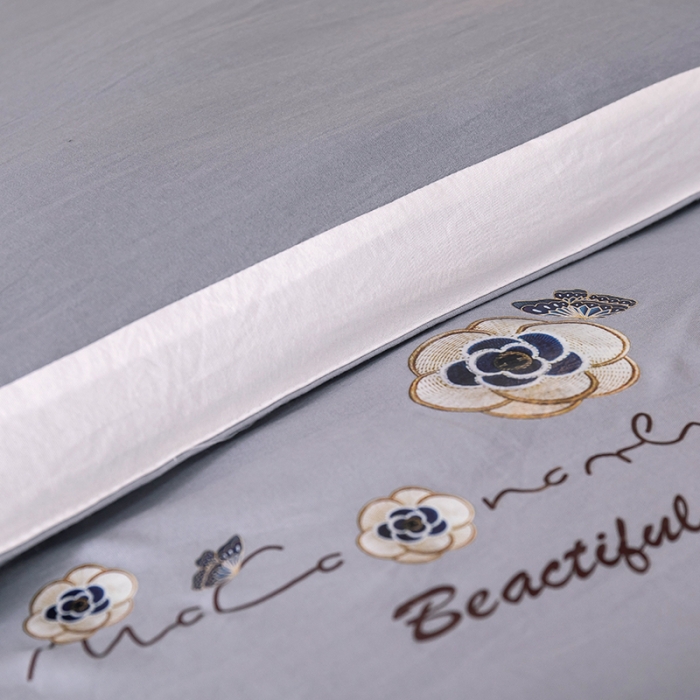 91家纺网 家纺一手货源 找家纺 盈超2023新款山茶花抗菌立体大豆被冬被 兰灰色