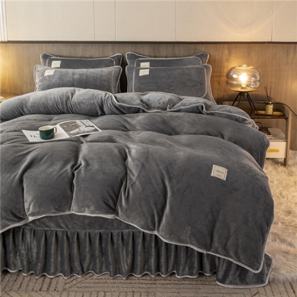 91家纺网 家纺一手货源 找家纺 2022新款加厚牛奶绒被套 纯色金貂绒包边单被套