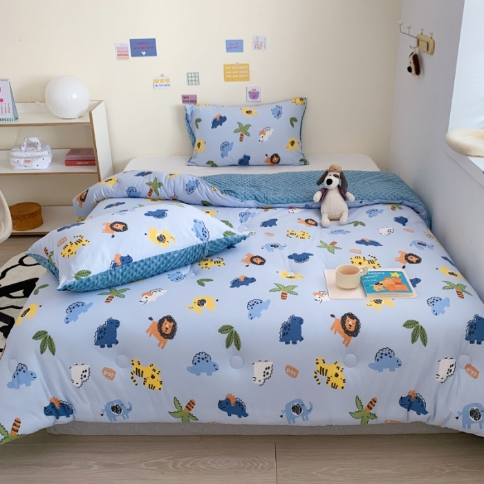 91家纺网 家纺一手货源 找家纺 星期八 2022新款针织棉豆豆被被子被芯 动物园