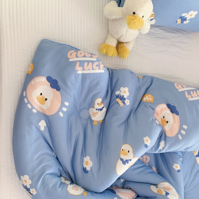 91家纺网 家纺一手货源 找家纺 星期八 2022新款针织棉豆豆被被子被芯 小鸭子