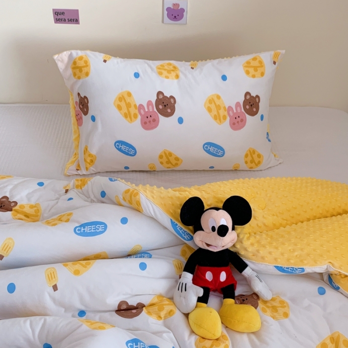 91家纺网 家纺一手货源 找家纺 星期八 2022新款针织棉豆豆被被子被芯 芝士蛋糕