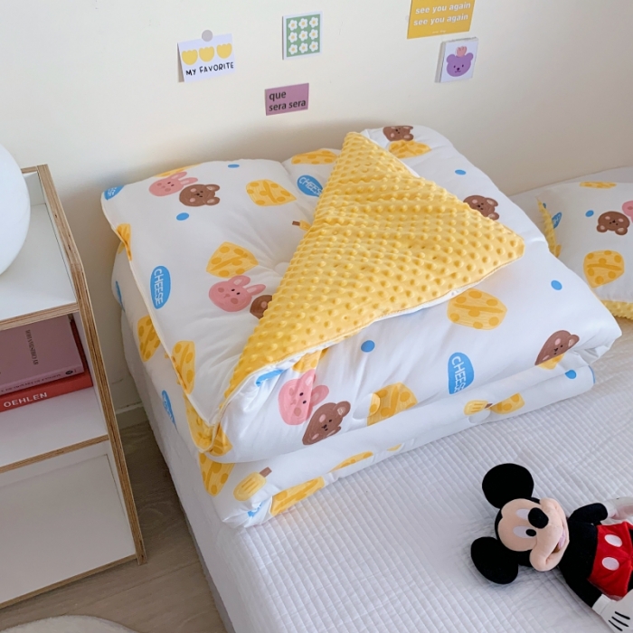 91家纺网 家纺一手货源 找家纺 星期八 2022新款针织棉豆豆被被子被芯 芝士蛋糕