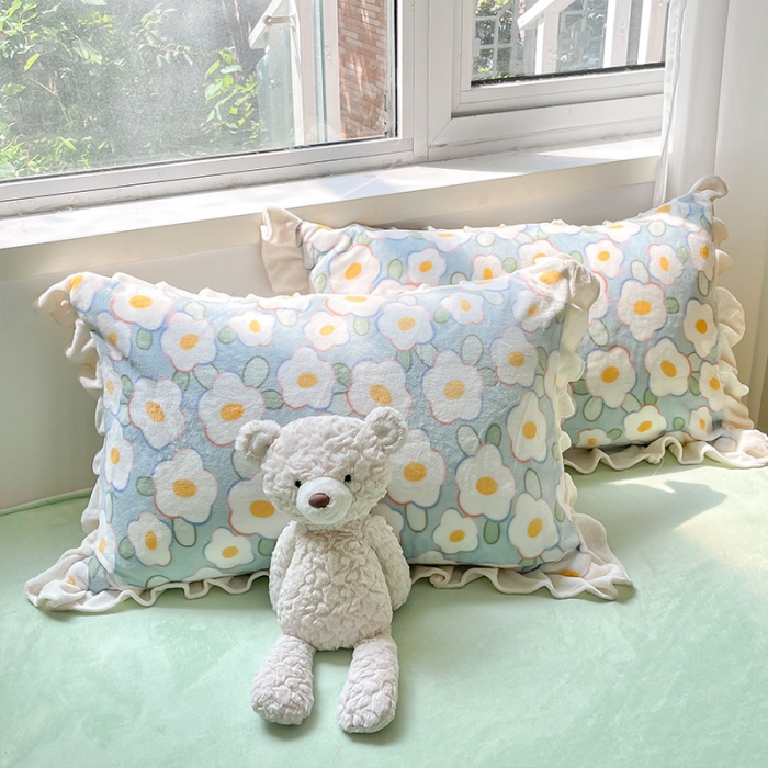 91家纺网 家纺一手货源 找家纺 安哆啦 2022新款加厚牛奶绒花边小贴标四件套 花边-淡蓝花海