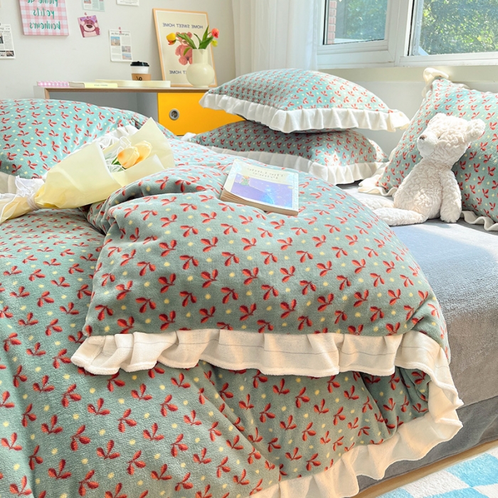 91家纺网 家纺一手货源 找家纺 安哆啦 2022新款加厚牛奶绒花边小贴标四件套 花边-法式小碎花