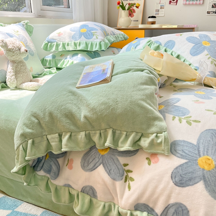 91家纺网 家纺一手货源 找家纺 安哆啦 2022新款加厚牛奶绒花边小贴标四件套 花边-花园里