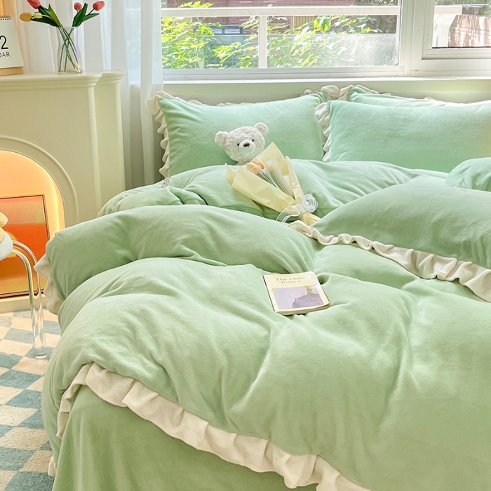 91家纺网 家纺一手货源 找家纺 安哆啦 2022新款加厚牛奶绒花边小贴标四件套 花边-嫩橘绿