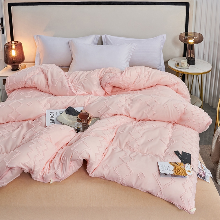 91家纺网 家纺一手货源 找家纺 丽卡家纺2023新款米兰雕花子母被被子被芯系列 粉玉