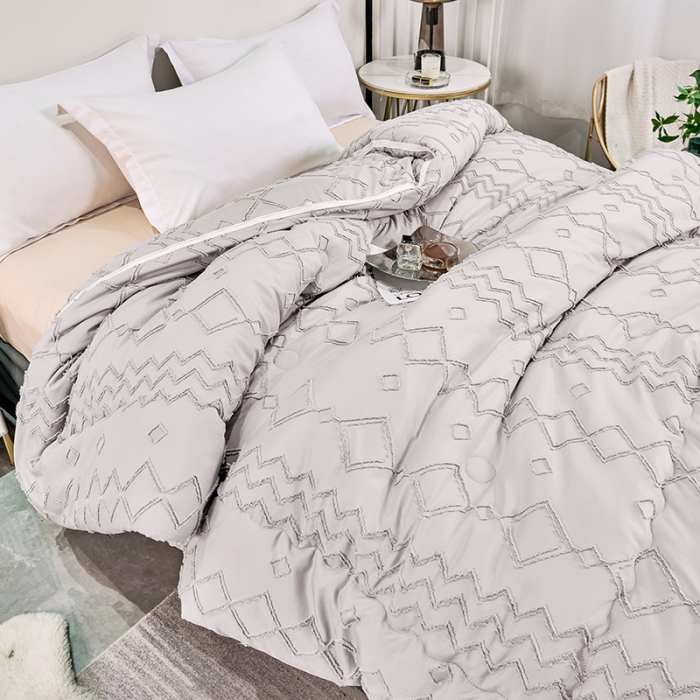 91家纺网 家纺一手货源 找家纺 丽卡家纺2023新款米兰雕花子母被被子被芯系列 高级灰