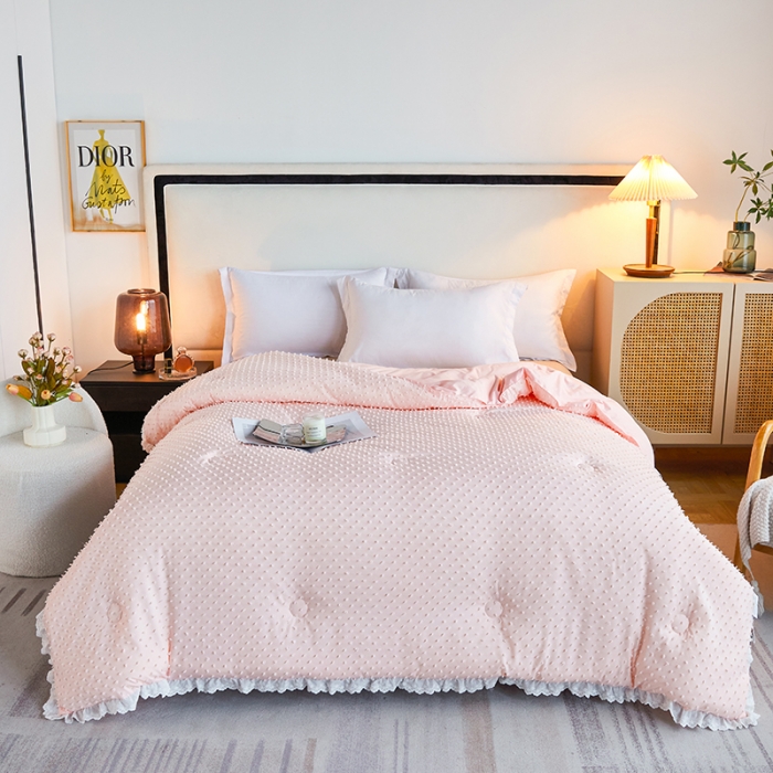 91家纺网 家纺一手货源 找家纺 （总）丽卡家纺2023新款法丽娜雕花春秋被被子被芯