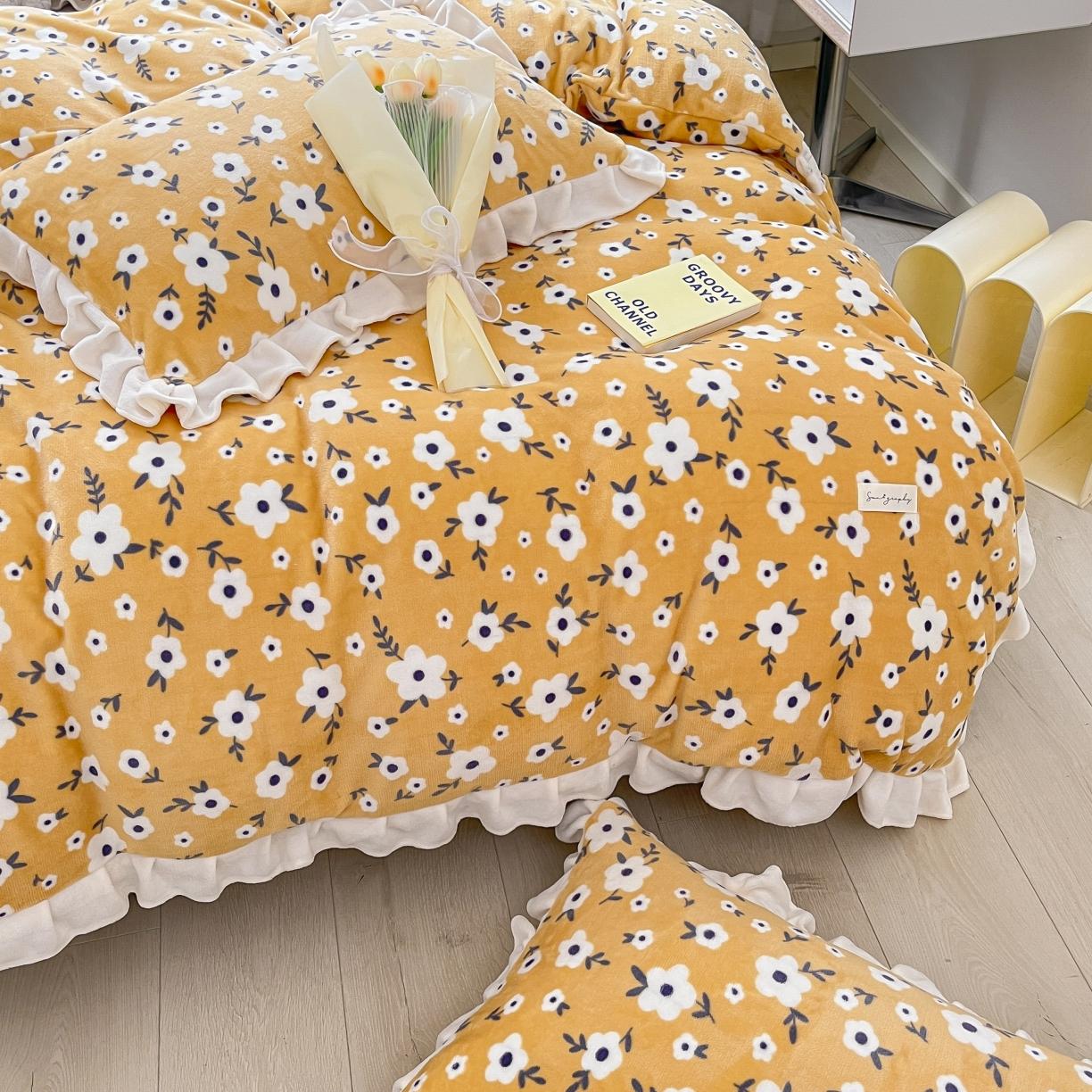91家纺网 家纺一手货源 找家纺 安哆啦 2022新款加厚牛奶绒花边小贴标四件套 花边-田园小雏菊