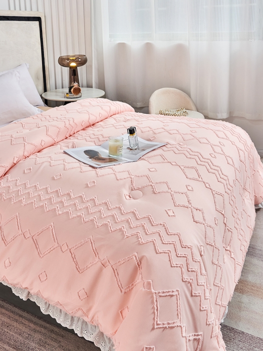 91家纺网 家纺一手货源 找家纺 （总）丽卡家纺2023新款米兰雕花春秋被被子被芯系列