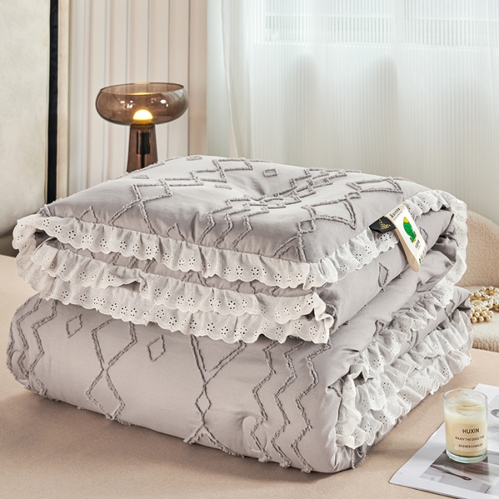 91家纺网 家纺一手货源 找家纺 丽卡家纺2023新款米兰雕花春秋被被子被芯系列 高级灰