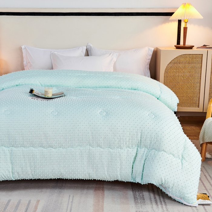 91家纺网 家纺一手货源 找家纺 丽卡家纺2023新款法丽娜雕花子母被被子被芯 水蓝