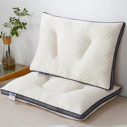 91家纺网 家纺一手货源 找家纺 梦叶草 2022新款大豆纤维水立方按摩枕头SPA护颈枕芯