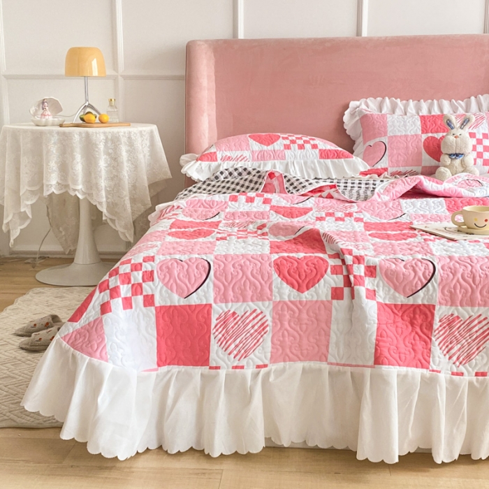 91家纺网 家纺一手货源 找家纺 美莱 2022新款亲肤磨毛床盖床裙夹棉单件三件套直播四件套 爱心格