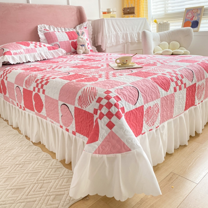 91家纺网 家纺一手货源 找家纺 美莱 2022新款亲肤磨毛床盖床裙夹棉单件三件套直播四件套 爱心格