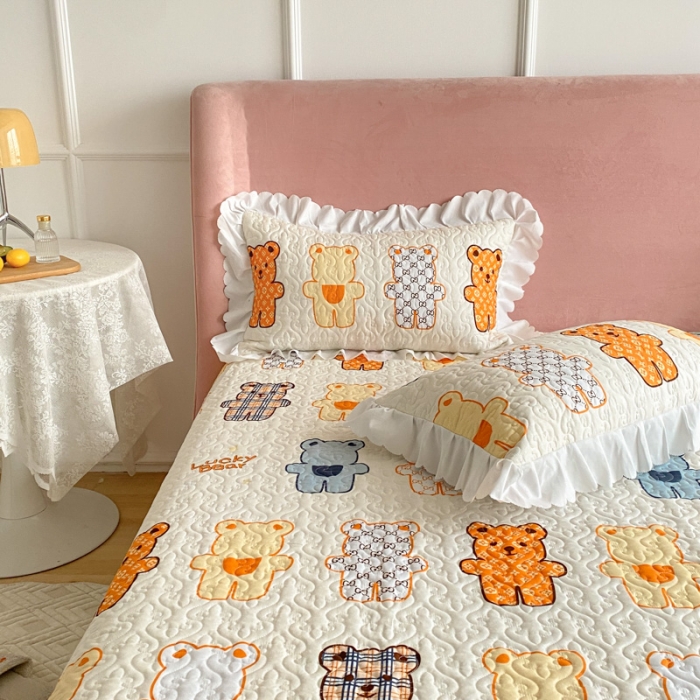 91家纺网 家纺一手货源 找家纺 美莱 2022新款亲肤磨毛床盖床裙夹棉单件三件套直播四件套 饼干熊