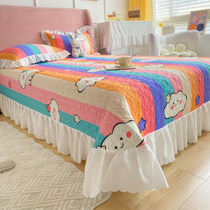 91家纺网 家纺一手货源 找家纺 美莱 2022新款亲肤磨毛床盖床裙夹棉单件三件套直播四件套 彩虹云