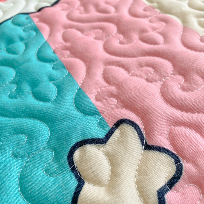 91家纺网 家纺一手货源 找家纺 美莱 2022新款亲肤磨毛床盖床裙夹棉单件三件套直播四件套 彩虹云