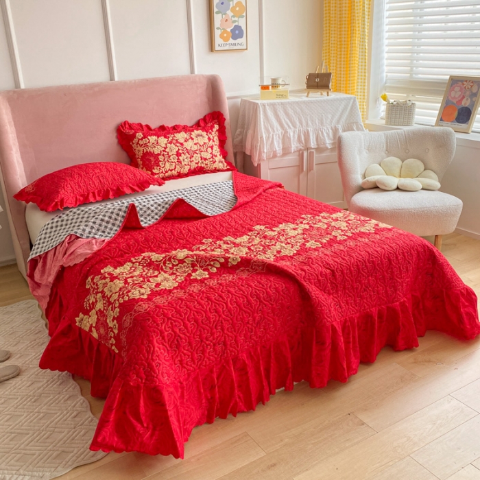 91家纺网 家纺一手货源 找家纺 美莱 2022新款亲肤磨毛床盖床裙夹棉单件三件套直播四件套 大红玫瑰