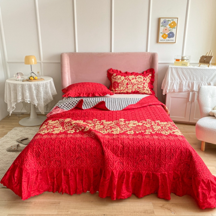 91家纺网 家纺一手货源 找家纺 美莱 2022新款亲肤磨毛床盖床裙夹棉单件三件套直播四件套 大红玫瑰