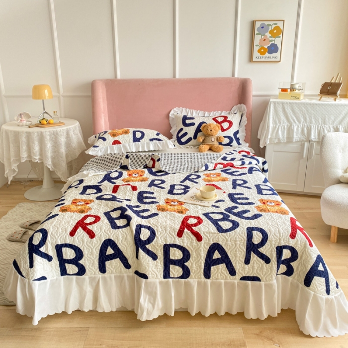 91家纺网 家纺一手货源 找家纺 美莱 2022新款亲肤磨毛床盖床裙夹棉单件三件套直播四件套 呆呆熊