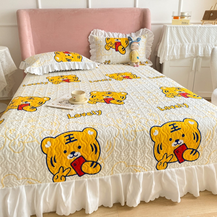 91家纺网 家纺一手货源 找家纺 美莱 2022新款亲肤磨毛床盖床裙夹棉单件三件套直播四件套 虎虎声威