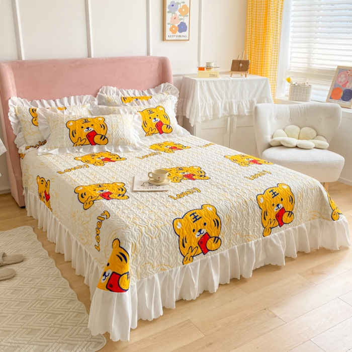 91家纺网 家纺一手货源 找家纺 美莱 2022新款亲肤磨毛床盖床裙夹棉单件三件套直播四件套 虎虎声威