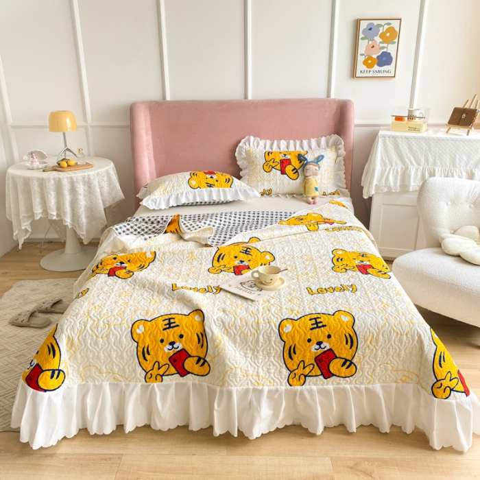 91家纺网 家纺一手货源 找家纺 美莱 2022新款亲肤磨毛床盖床裙夹棉单件三件套直播四件套 虎虎声威