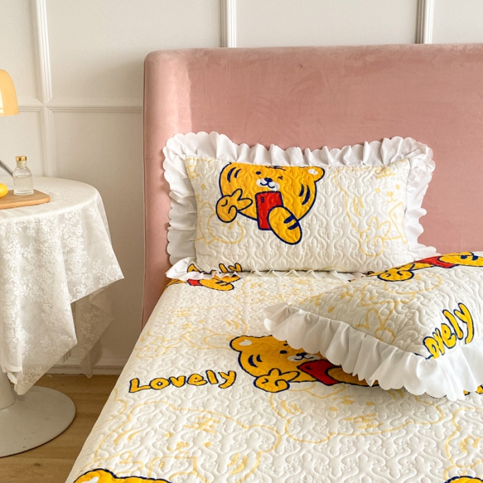 91家纺网 家纺一手货源 找家纺 美莱 2022新款亲肤磨毛床盖床裙夹棉单件三件套直播四件套 虎虎声威