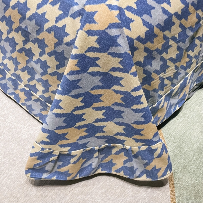 91家纺网 家纺一手货源 找家纺 2022 活性全棉磨毛四件套印花纯棉床单床笠款多规格欢乐熊蓝