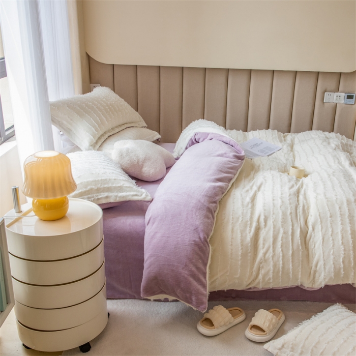 91家纺网 家纺一手货源 找家纺 （总）骏腾 2022直播爆款纯色流苏牛奶绒四件套法莱宝宝绒