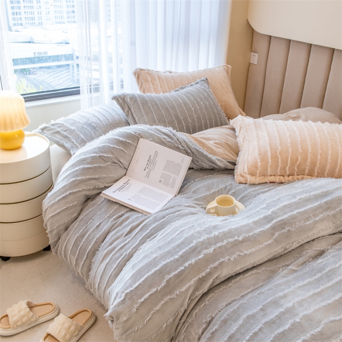 91家纺网 家纺一手货源 找家纺 骏腾 2022直播爆款纯色流苏牛奶绒四件套法莱宝宝绒 朵拉-灰咖