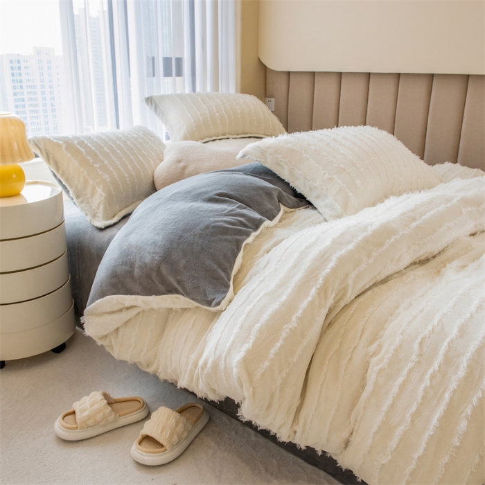 91家纺网 家纺一手货源 找家纺 骏腾 2022直播爆款纯色流苏牛奶绒四件套法莱宝宝绒 朵拉-奶白灰