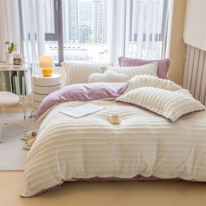 91家纺网 家纺一手货源 找家纺 骏腾 2022直播爆款纯色流苏牛奶绒四件套法莱宝宝绒 朵拉-奶白芋紫