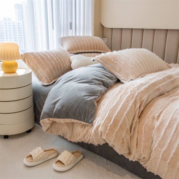 91家纺网 家纺一手货源 找家纺 骏腾 2022直播爆款纯色流苏牛奶绒四件套法莱宝宝绒 朵拉-奶咖灰