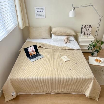 91家纺网 家纺一手货源 找家纺 (总) 漫调 2022新款宝宝绒刺绣床盖三件套四件套