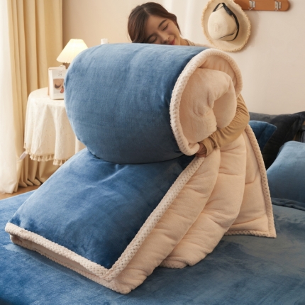 91家纺网 家纺一手货源 找家纺 （总）爱乐  菠萝格包边牛奶绒可拆洗冬被