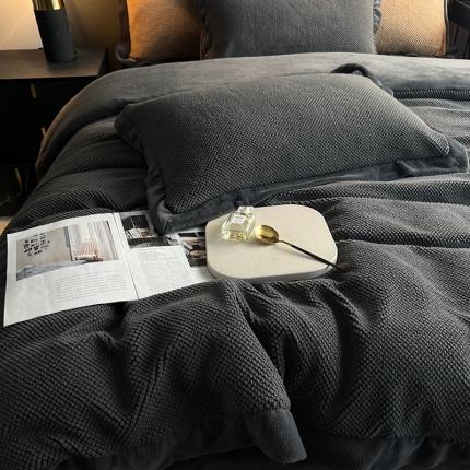 91家纺网 家纺一手货源 找家纺 （总）网客 2024高端奢品泡芙绒四件套