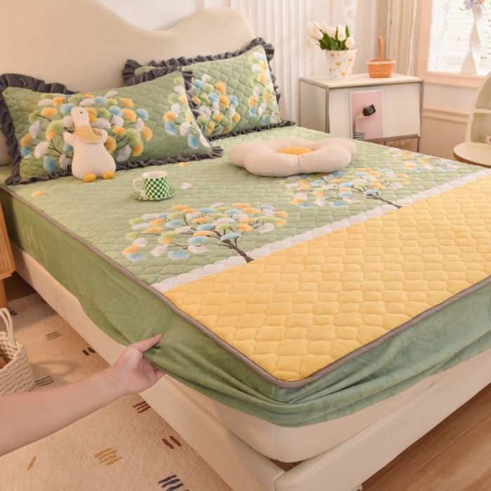 91家纺网 家纺一手货源 找家纺 美达新款牛奶绒印花床笠款四件套（床笠高度30cm） 梦幻银杏